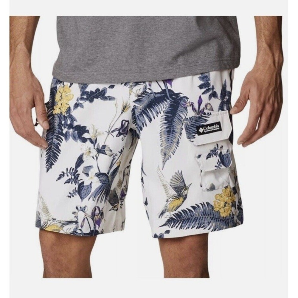 Columbia Field Creek Cargo Shorts 8" Inseam‎ Hawiian Print Men's Small